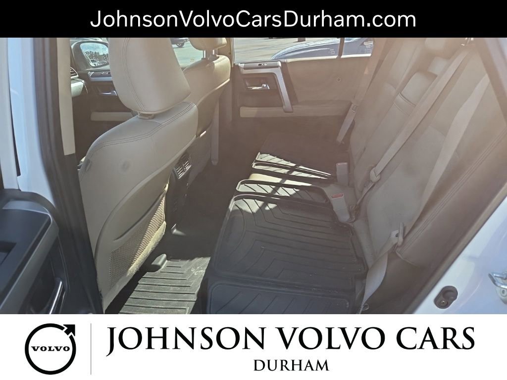 Used 2017 Toyota 4Runner SR5 Premium image 12