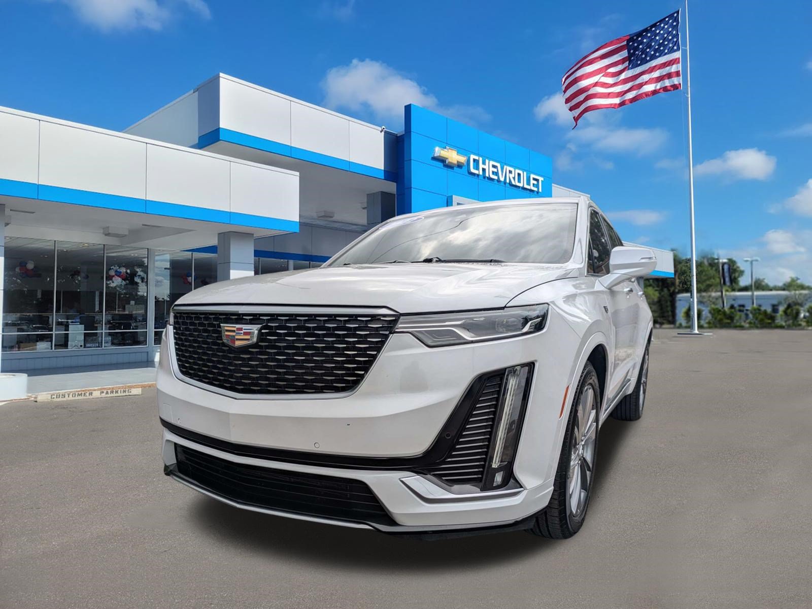 Used 2022 Cadillac XT6 Premium Luxury FWD image 7