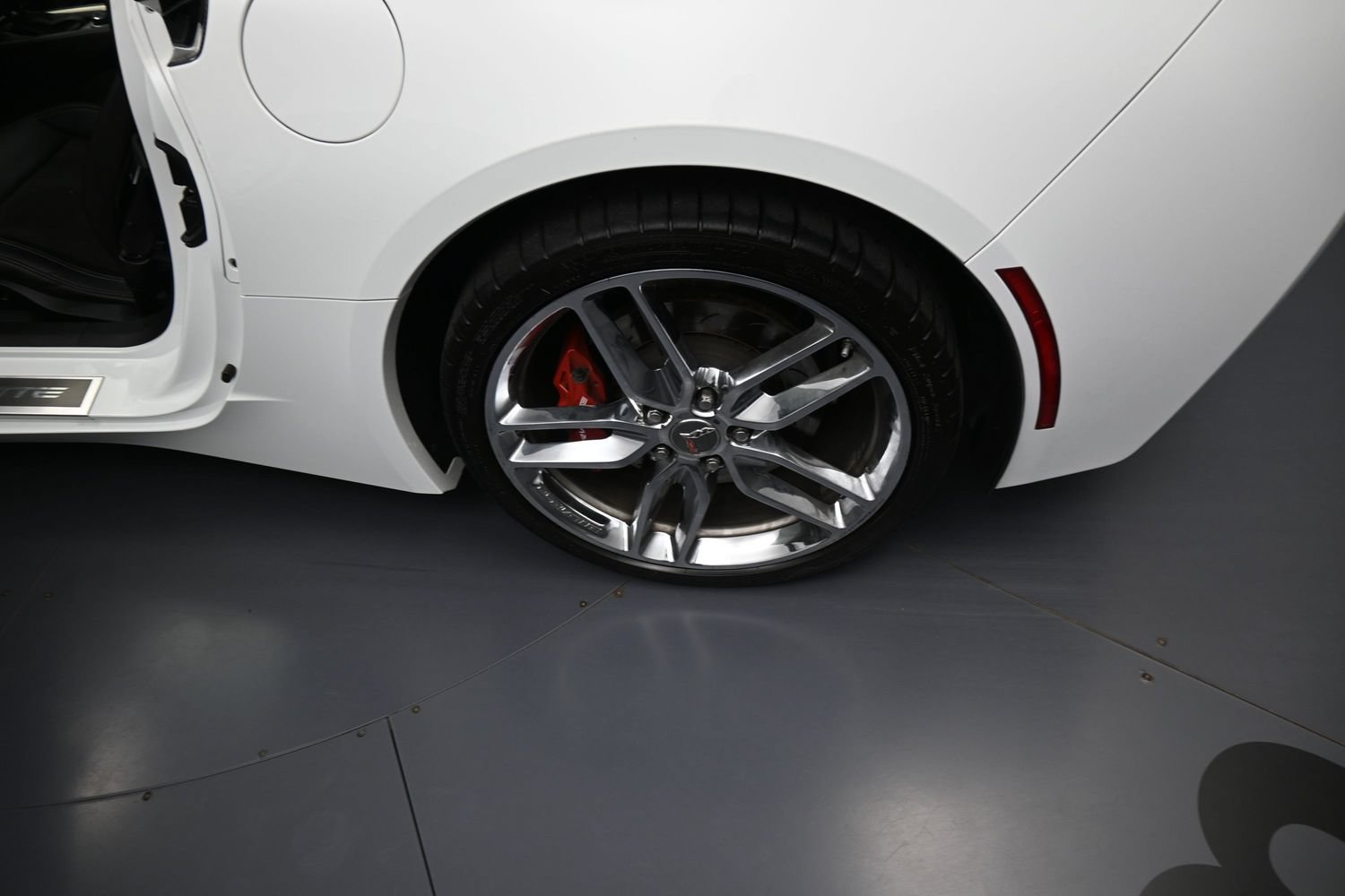 Used 2014 Chevrolet Corvette Stingray Coupe w/ 2LT Preferred Equipment Group RWD image 17