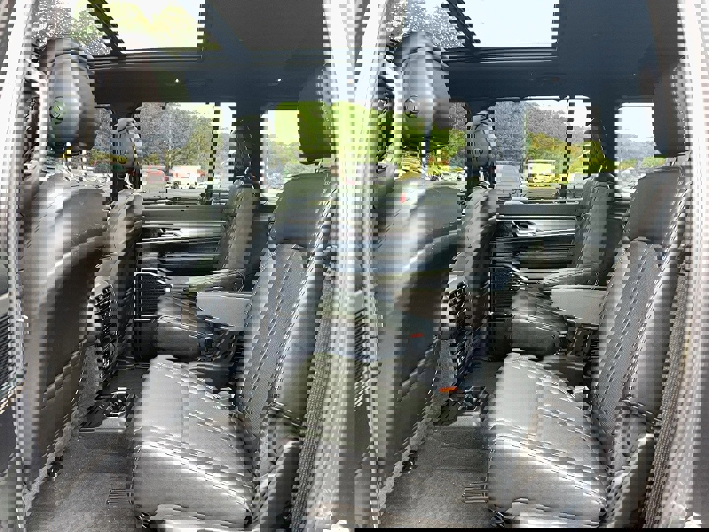 Used 2023 Jeep Wagoneer Series II w/ Convenience Group I image 29