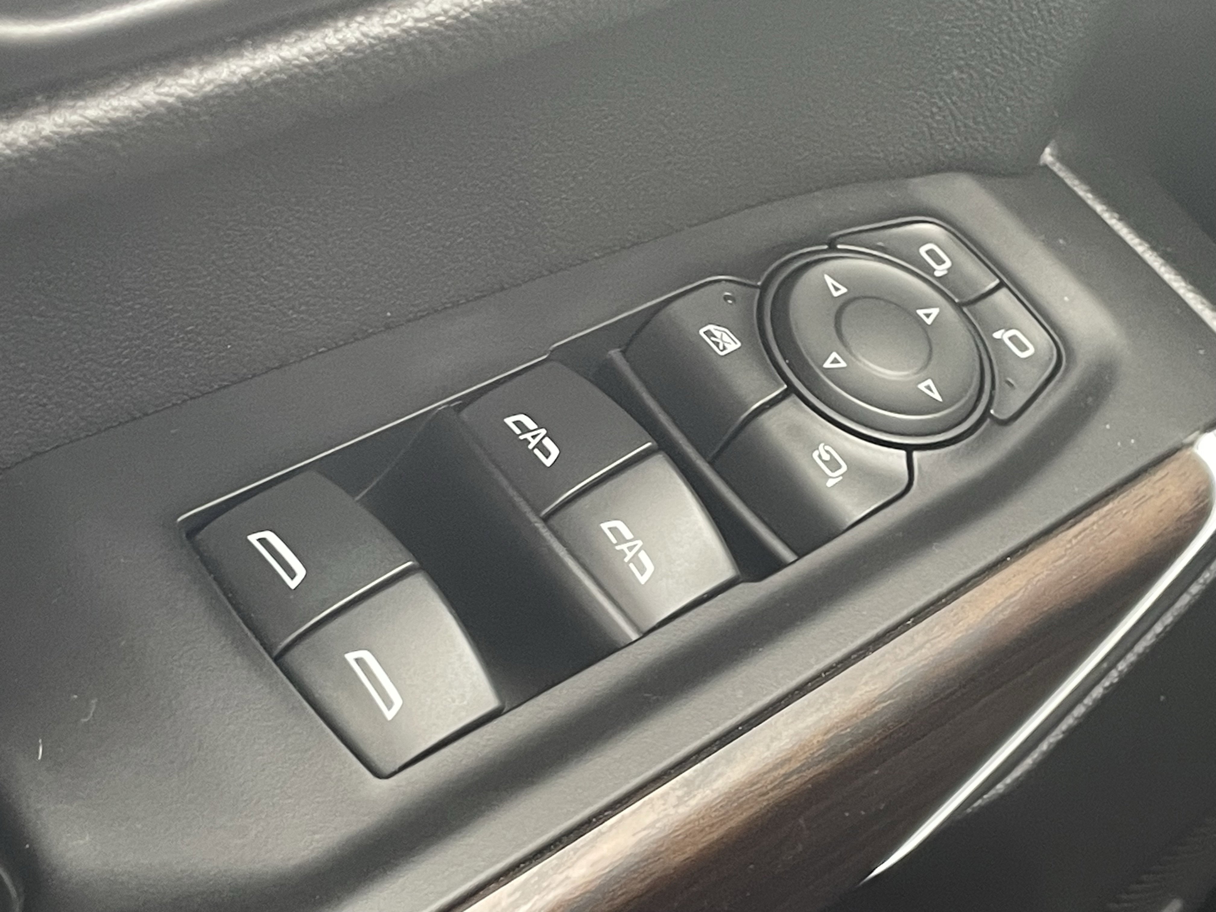 Used 2022 GMC Sierra 1500 SLT w/ SLT Premium Plus Package image 16