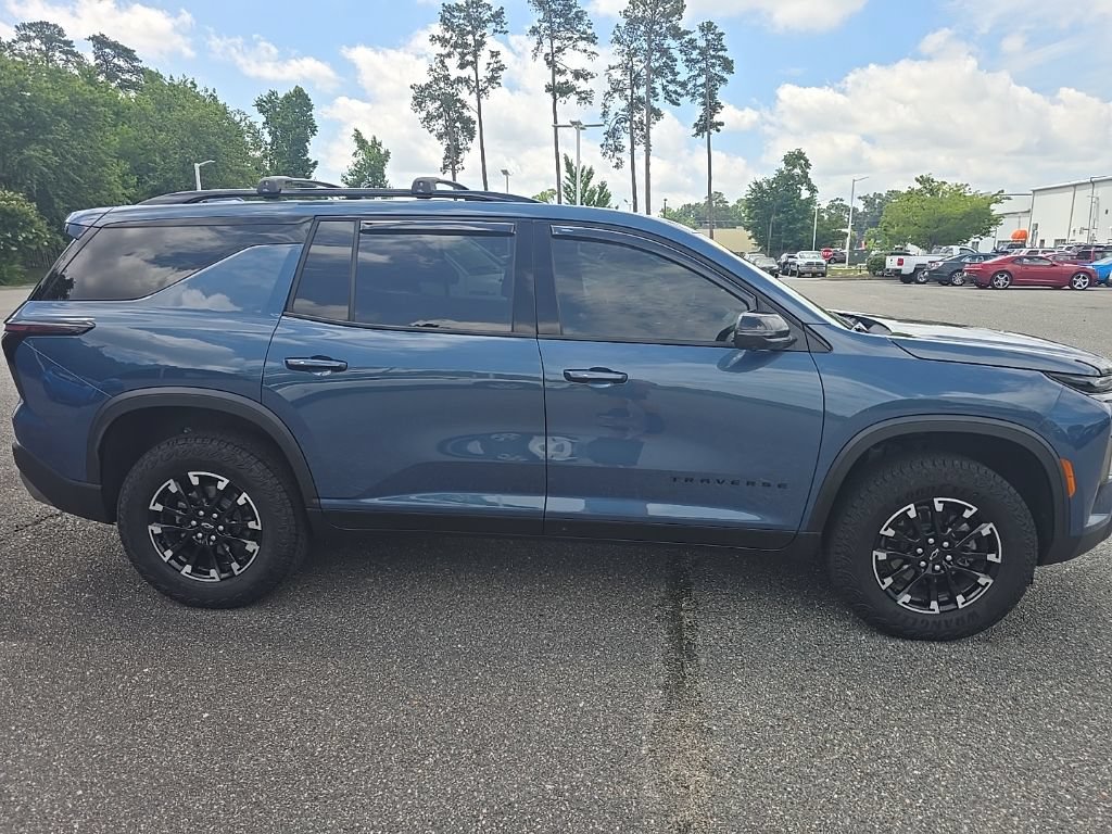 Used 2026 Chevrolet Traverse Z71 w/ Driver Confidence Package AWD/4WD image 4