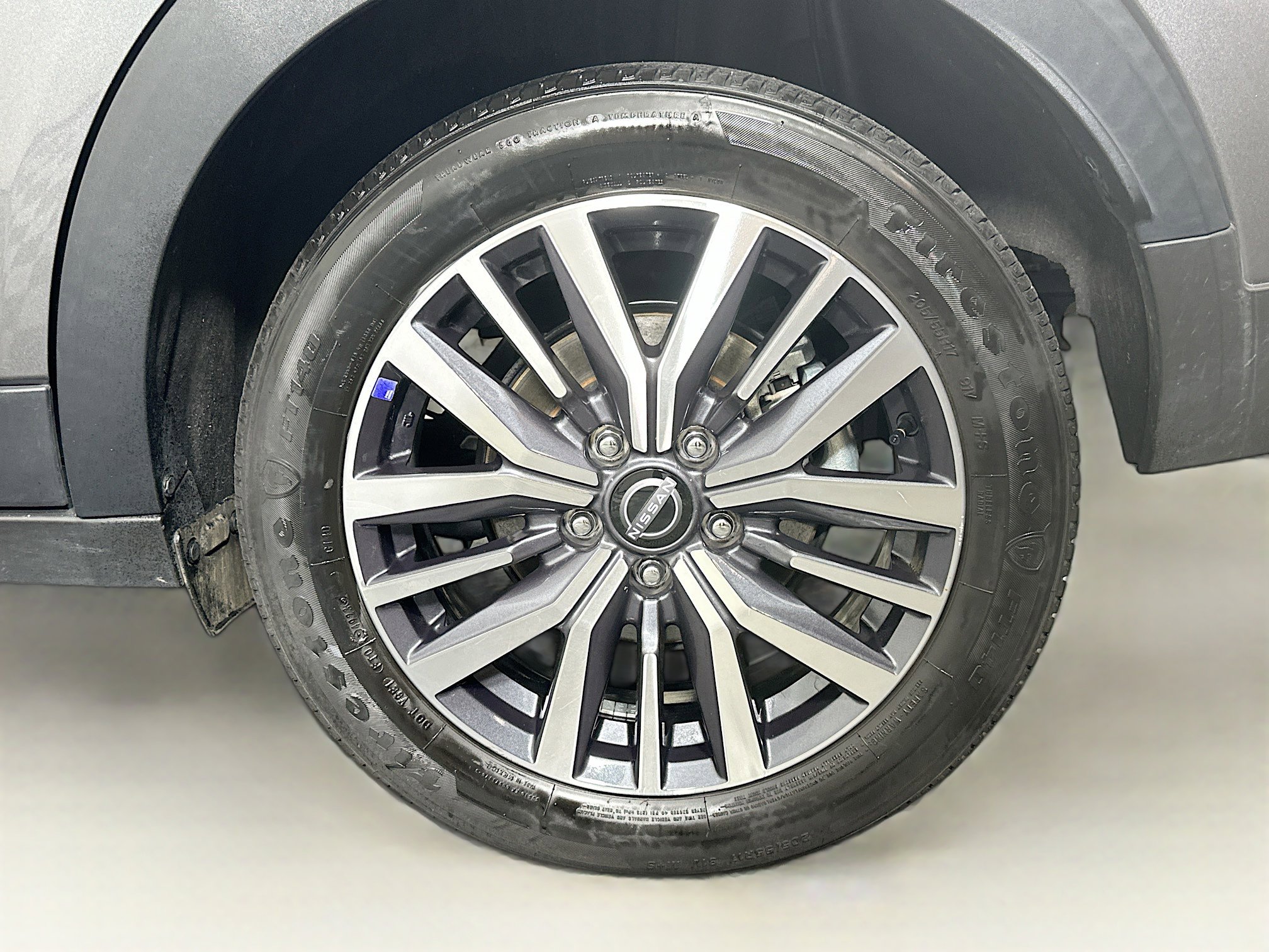 Used 2024 Nissan Kicks SR image 11