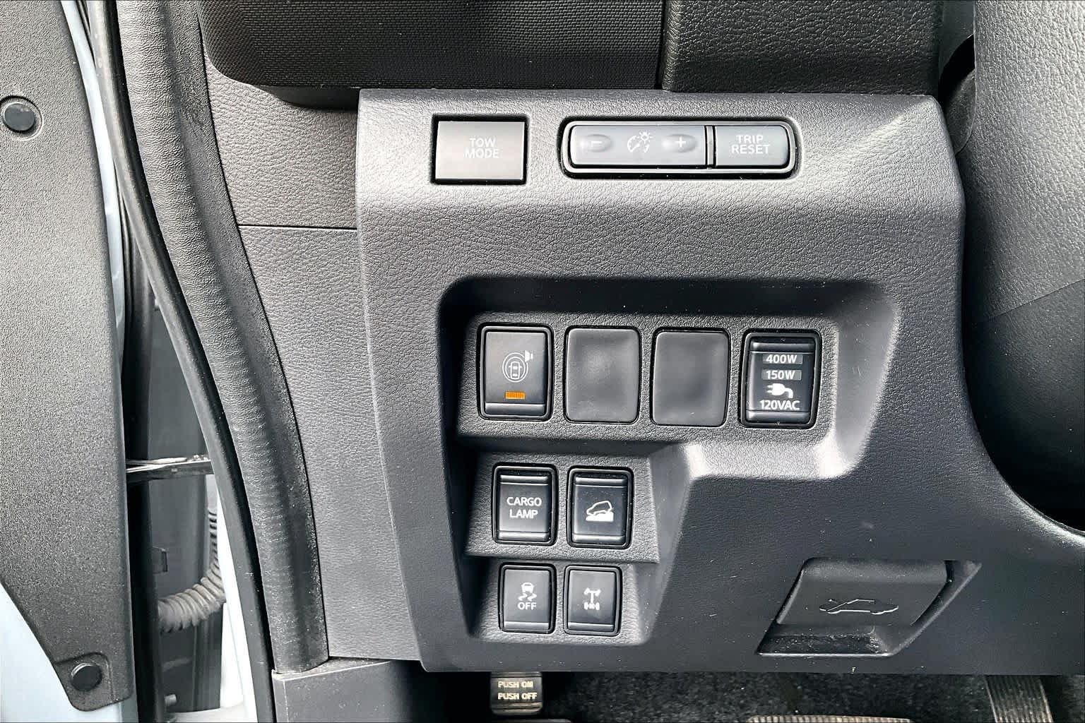 Used 2022 Nissan Frontier PRO-4X AWD/4WD image 35