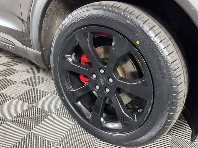 Used 2020 Ford Explorer ST w/ ST Street Pack AWD/4WD image 14