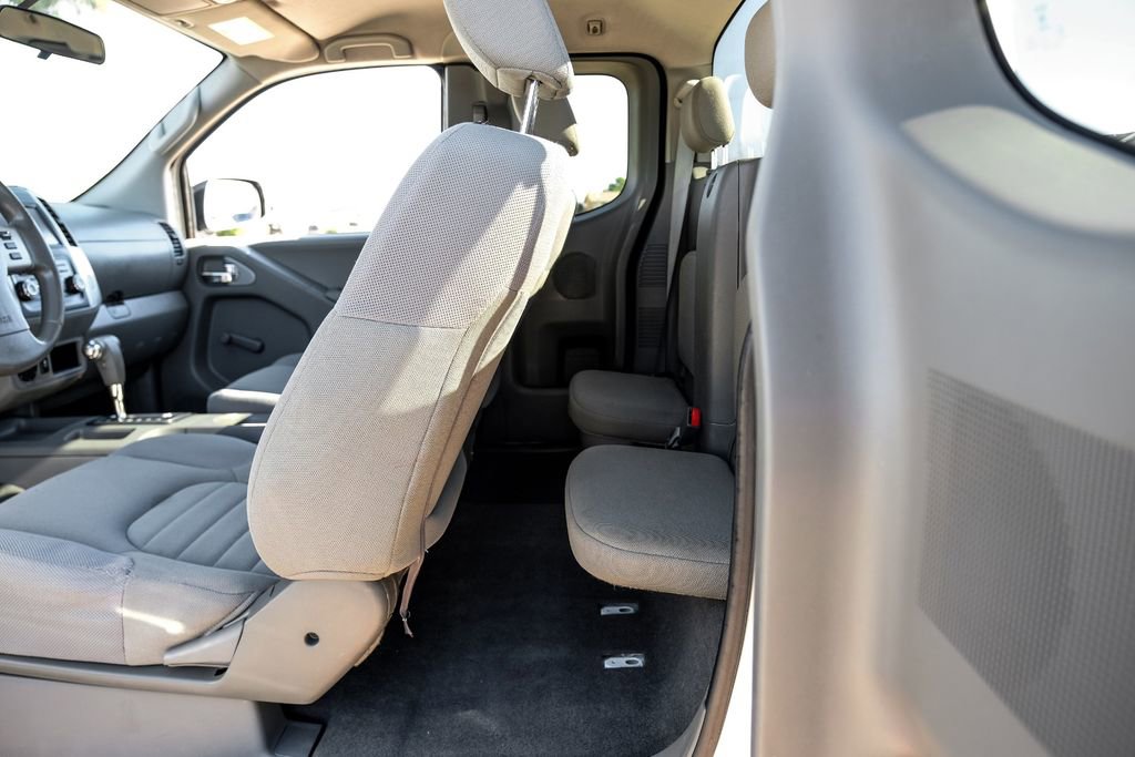 Used 2019 Nissan Frontier S image 34