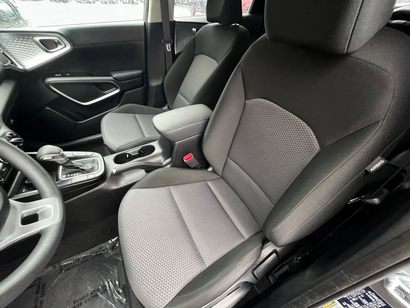 Used 2025 Kia Soul LX w/ LX Technology Package image 36