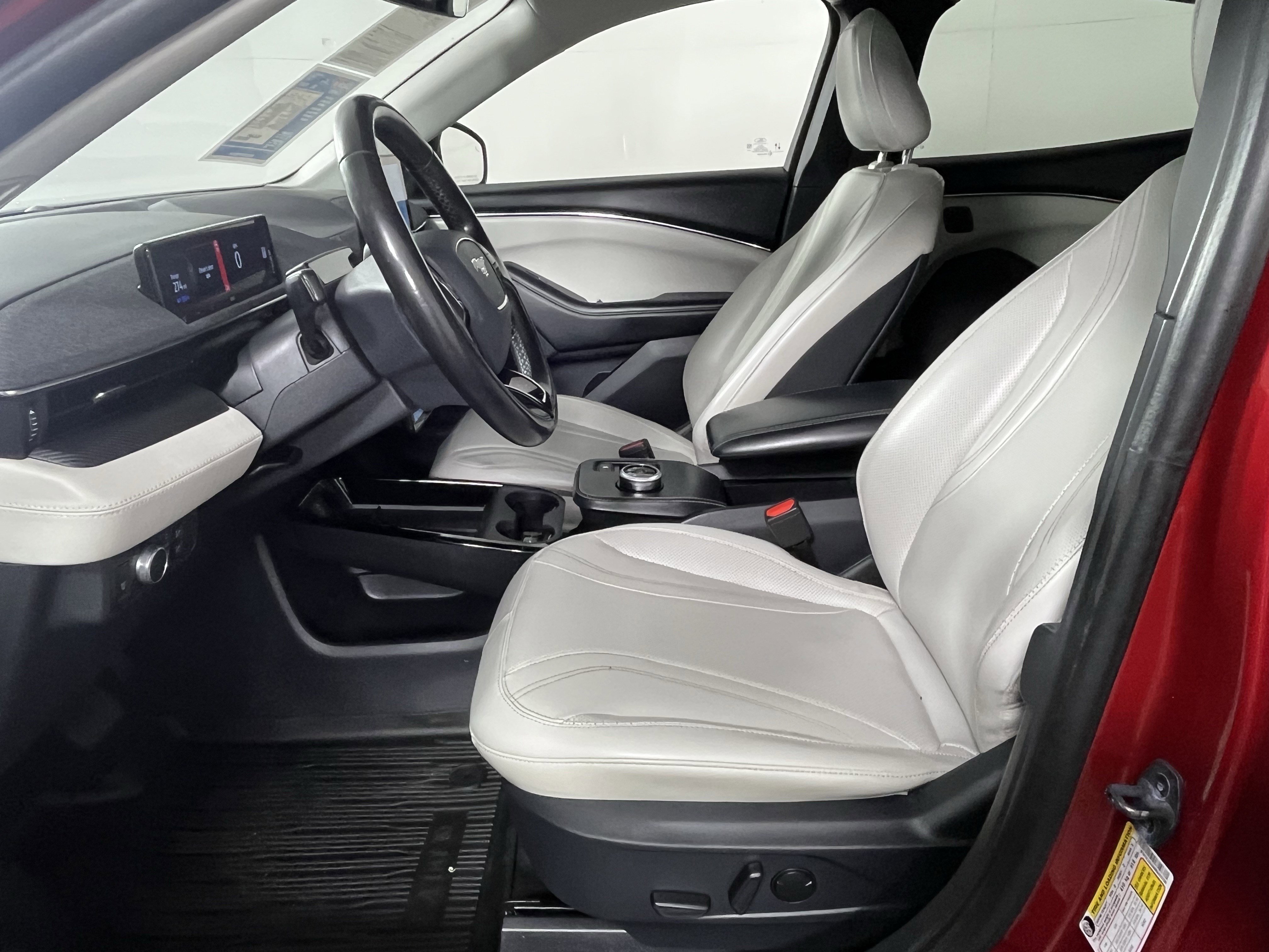 Used 2021 Ford Mustang Mach-E Premium image 10