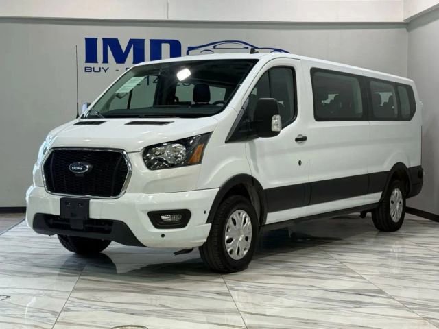 Used 2024 Ford Transit 350 XLT image 2
