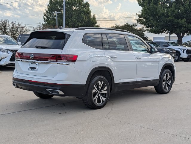 Used 2024 Volkswagen Atlas SE FWD image 6
