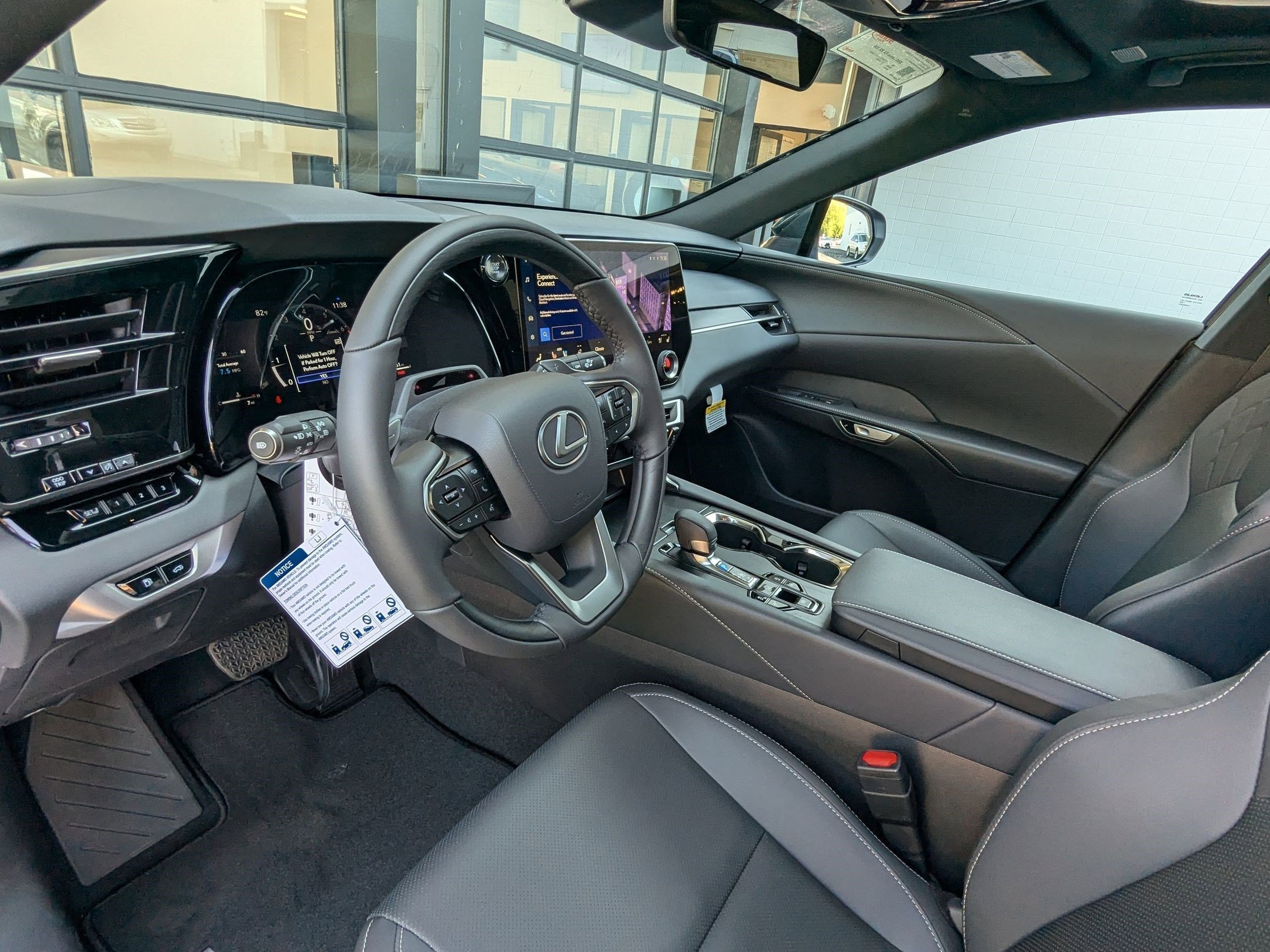 New 2025 Lexus RX 350 AWD image 4