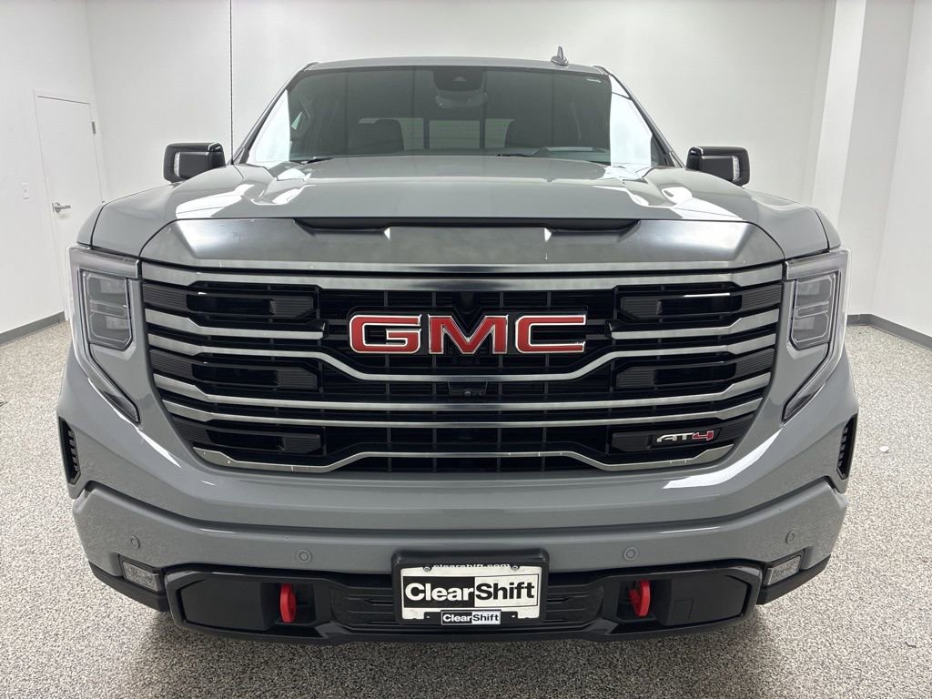Used 2024 GMC Sierra 1500 AT4 w/ Technology Package image 3