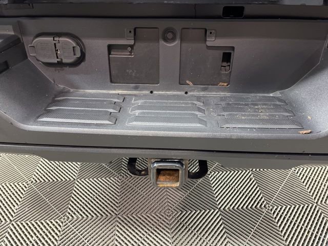 Used 2023 Toyota Tundra SR5 w/ SR5 Premium Package AWD/4WD image 46