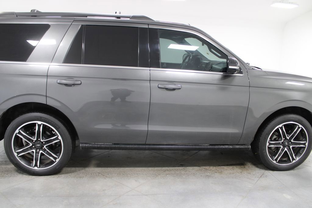 Used 2019 Ford Expedition Limited w/ Equipment Group 303A image 11