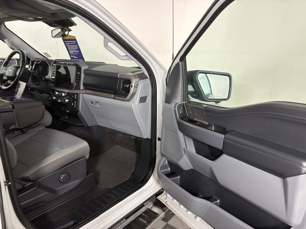 Certified 2024 Ford F150 XLT AWD/4WD image 32