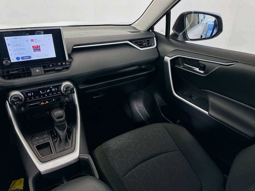 Certified 2025 Toyota RAV4 XLE image 22
