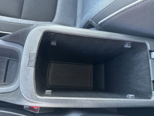 Used 2025 Chevrolet TrailBlazer LT AWD/4WD image 36