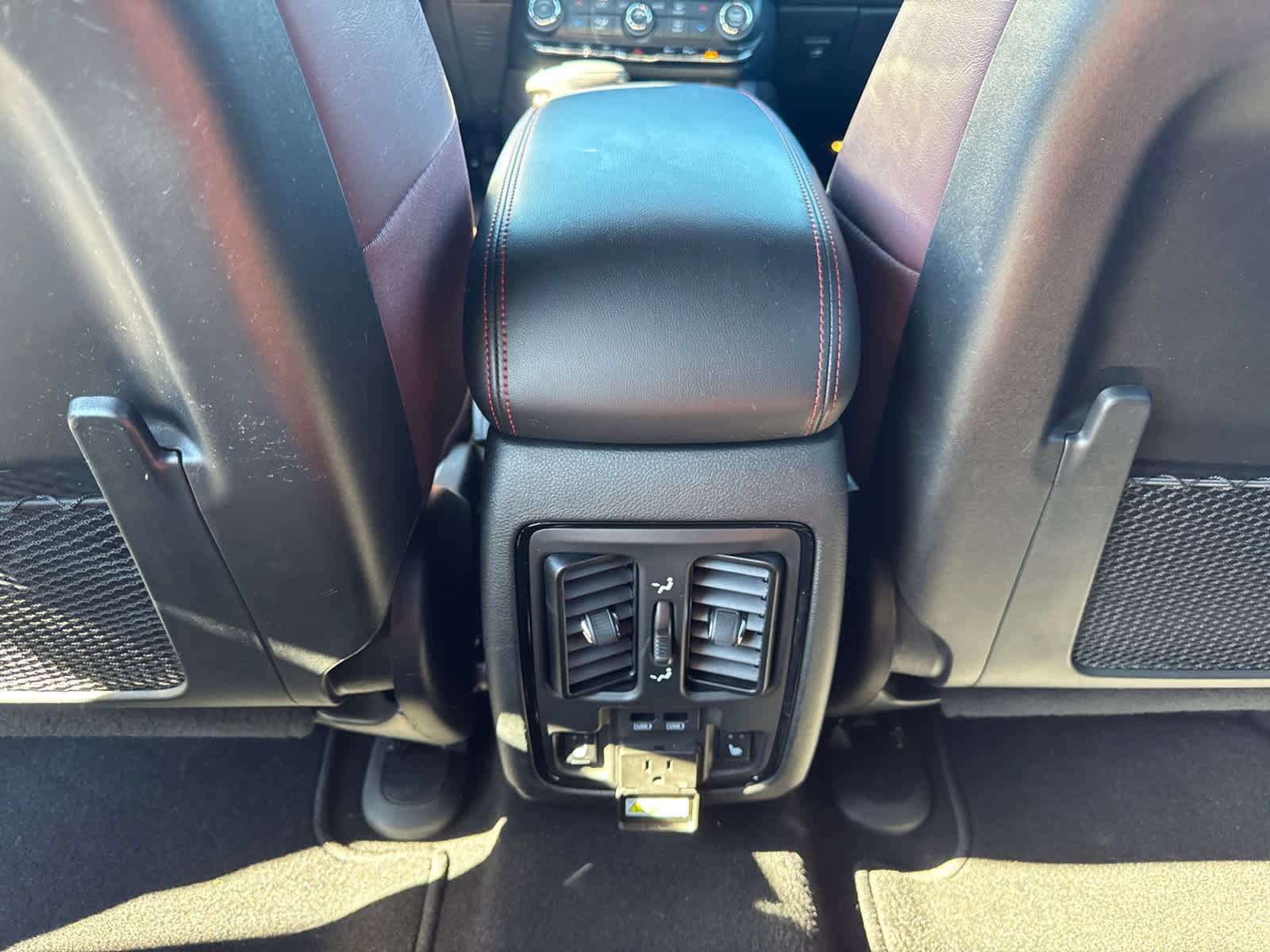 Used 2025 Dodge Durango GT AWD/4WD image 29