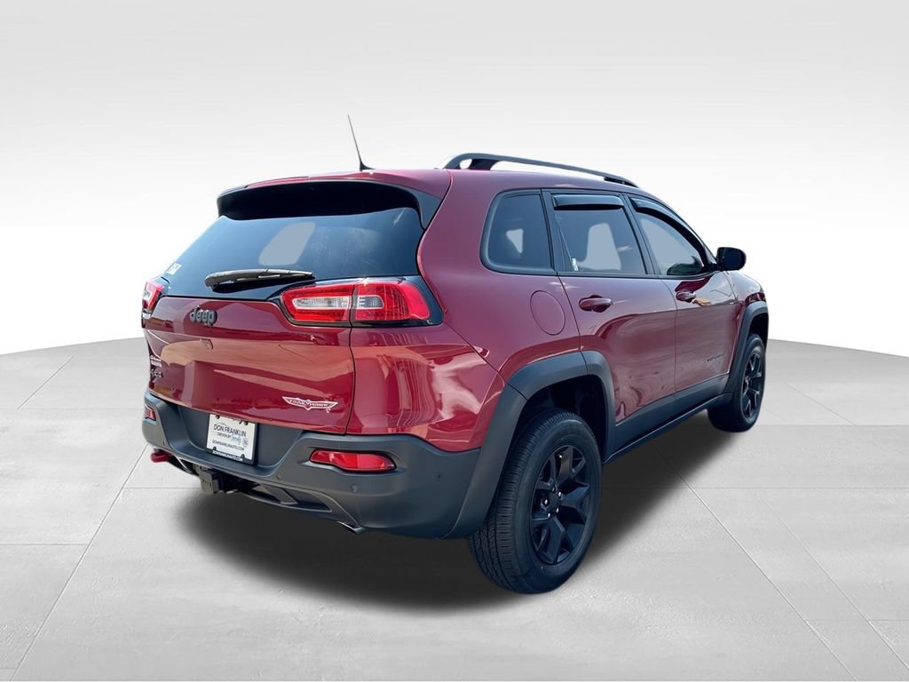 Used 2017 Jeep Cherokee Trailhawk AWD/4WD image 8