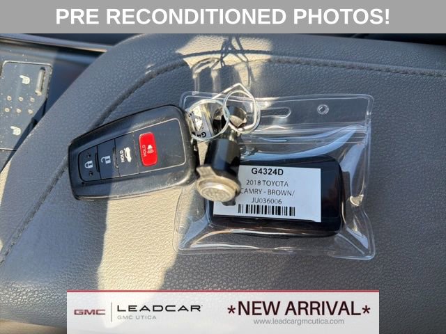 Used 2018 Toyota Camry XLE FWD image 25