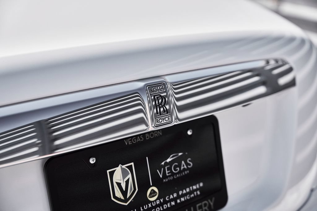 Used 2020 Rolls-Royce Wraith RWD image 11