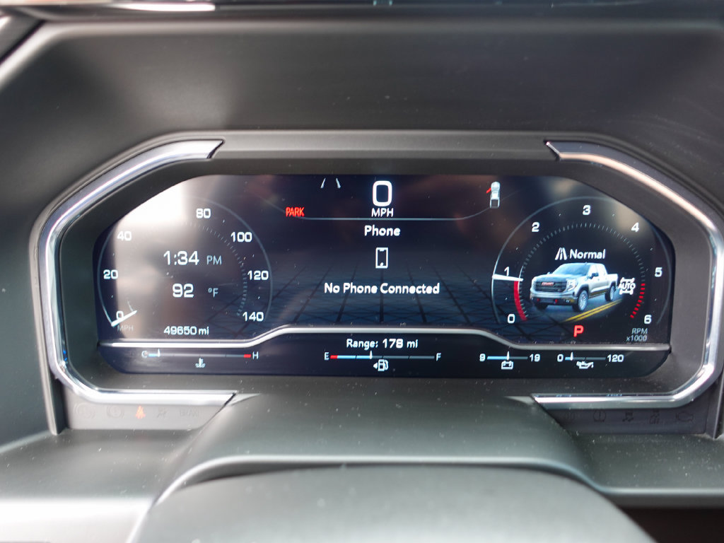 Used 2025 GMC Sierra 1500 AT4 w/ AT4 Premium Package AWD/4WD image 17