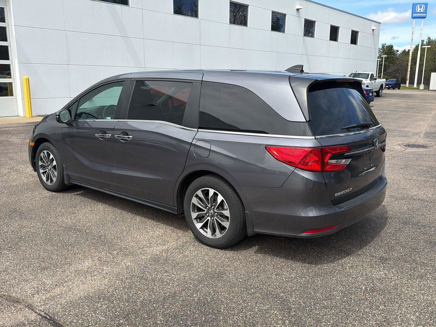 Used 2023 Honda Odyssey EX-L image 9