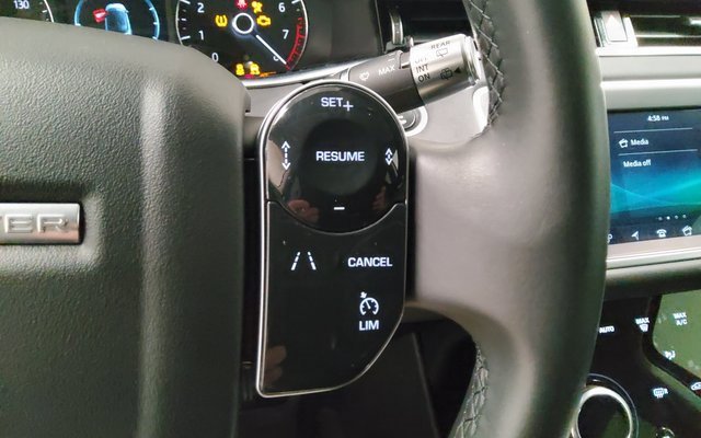 Used 2020 Land Rover Range Rover Evoque S image 27