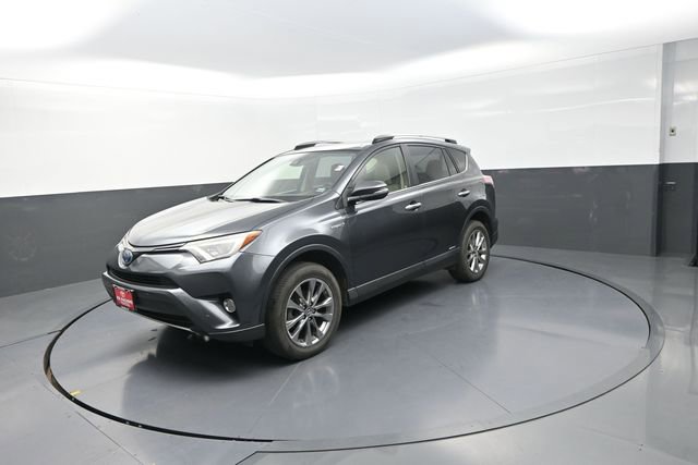 Used 2018 Toyota RAV4 Limited AWD/4WD image 38