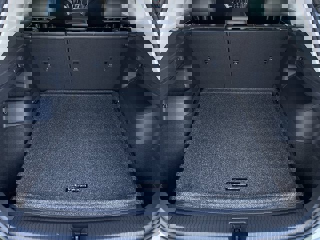 New 2025 Volkswagen Tiguan SE image 31