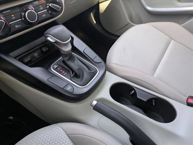 Used 2022 Kia Soul LX FWD image 12