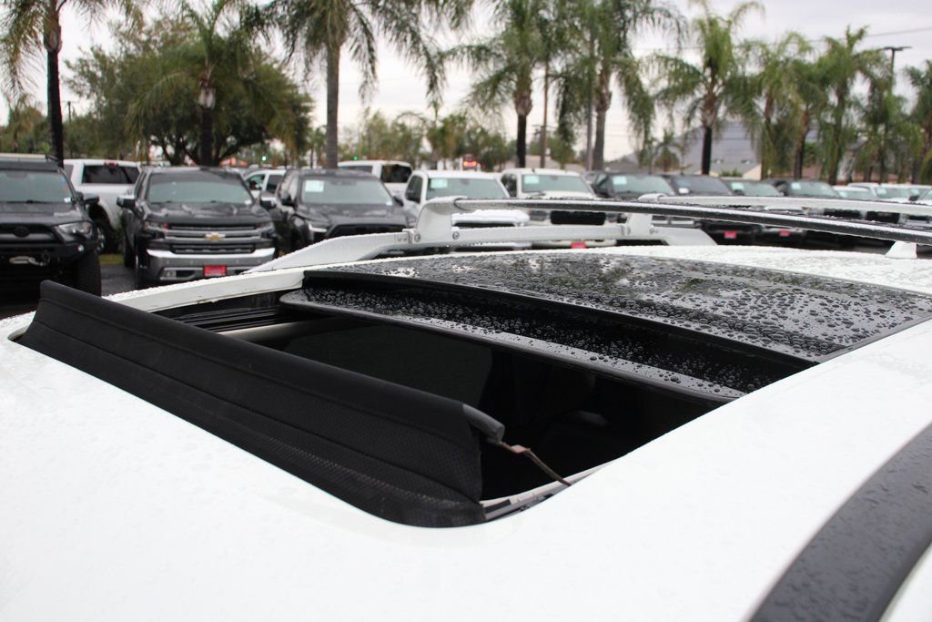 Used 2024 Nissan Pathfinder SL w/ SL Premium Package image 27