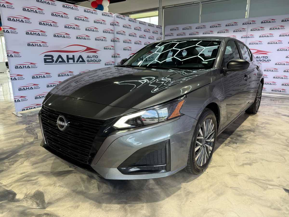 Used 2026 Nissan Altima 2.5 SV AWD/4WD image 2