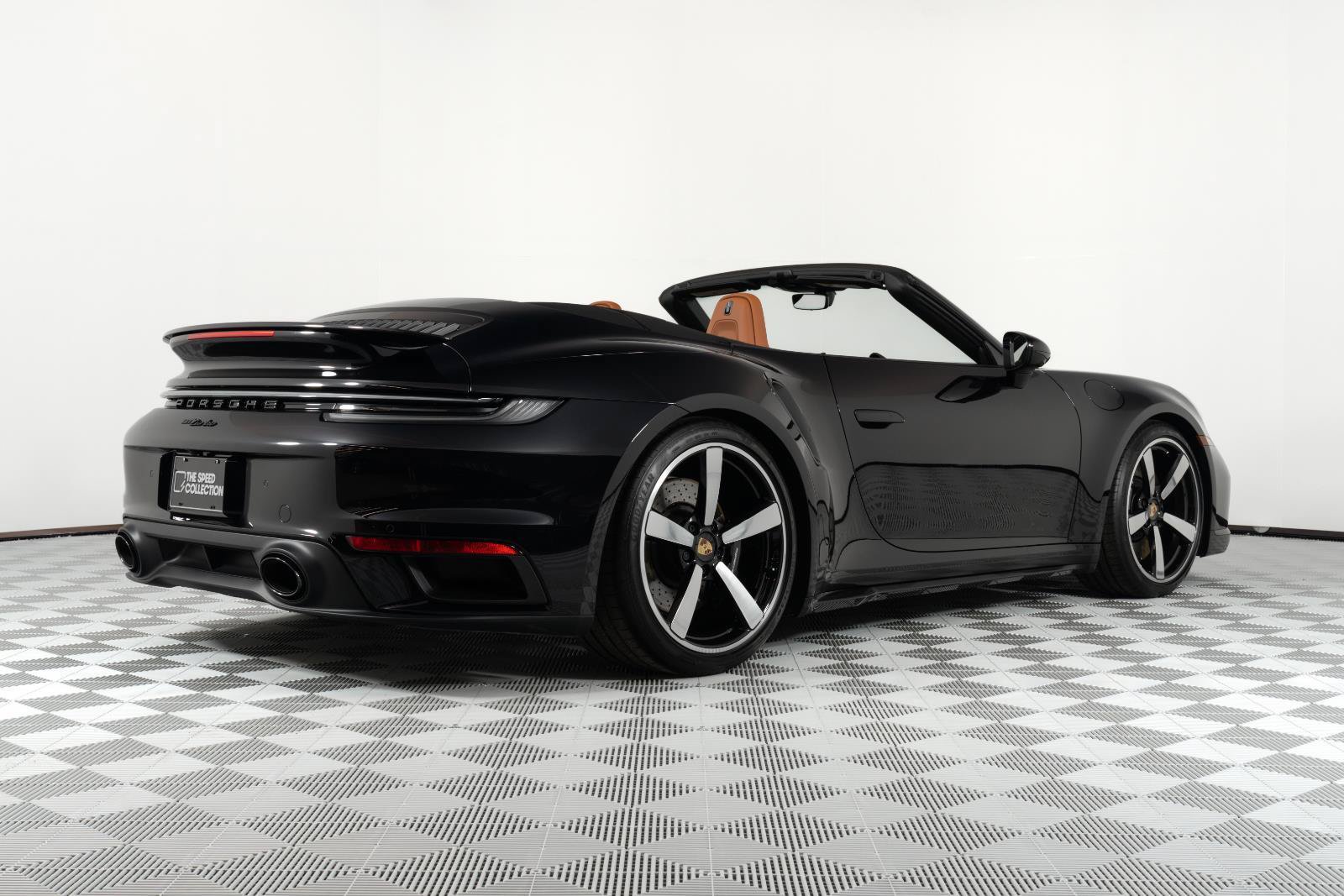 Used 2024 Porsche 911 Turbo AWD/4WD image 8