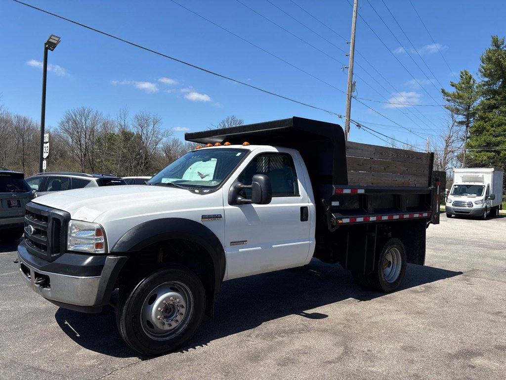 Used 2007 Ford F550 4x4 Regular Cab Super Duty image 4