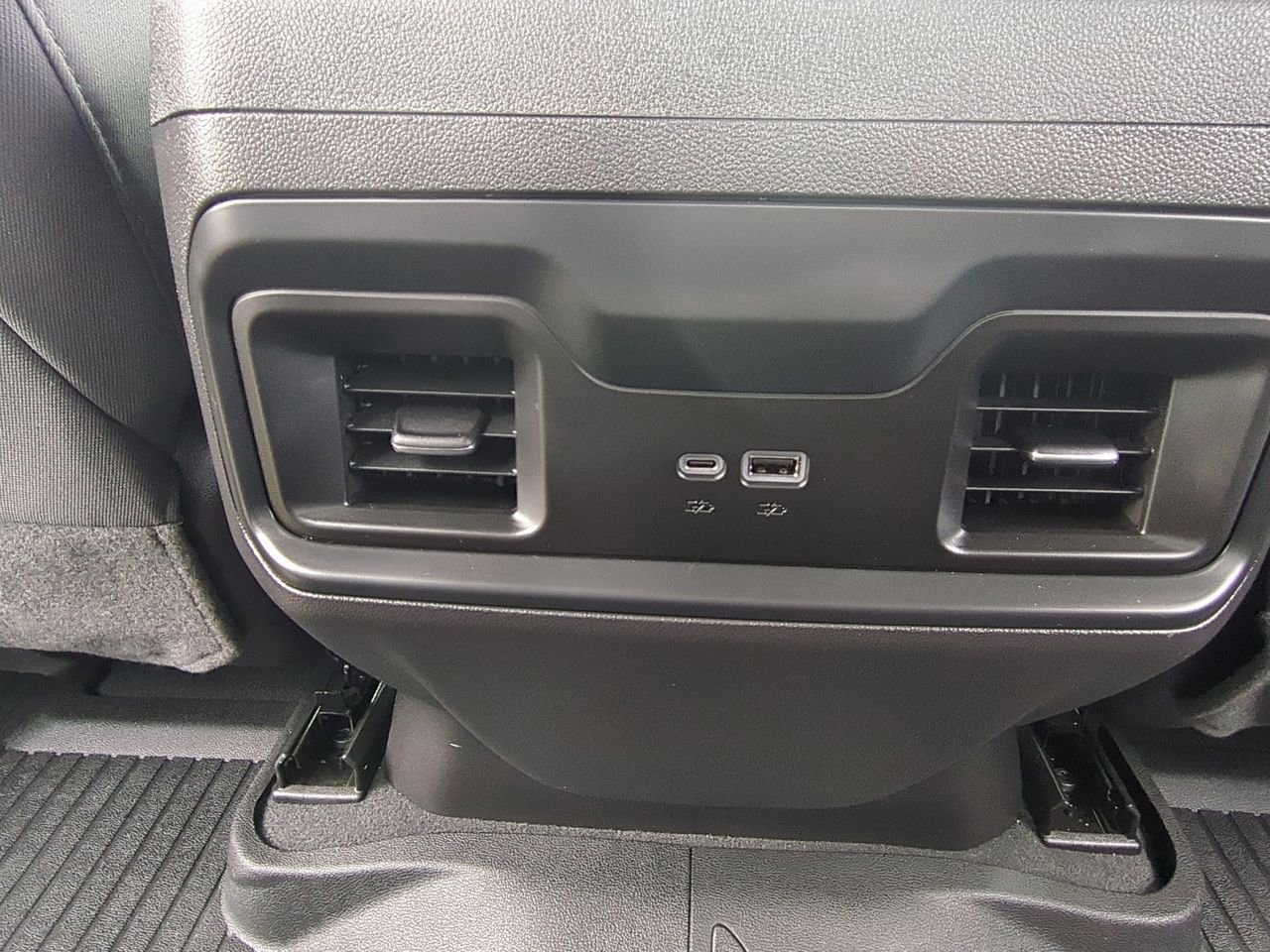 Certified 2025 Chevrolet Silverado 1500 LT Trail Boss w/ Convenience Package II AWD/4WD image 21