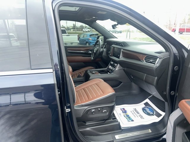 Used 2024 GMC Yukon Denali Ultimate image 34