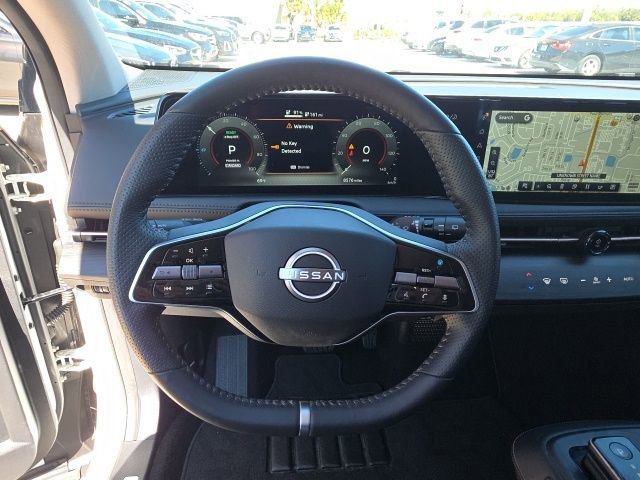 Used 2023 Nissan Ariya AWD image 16