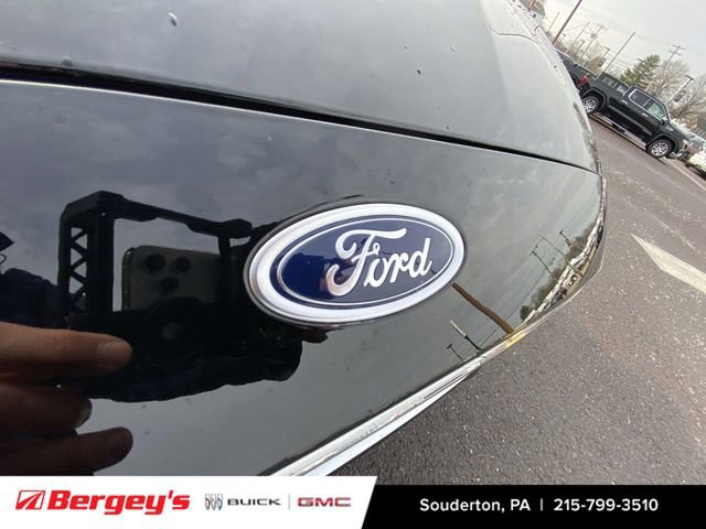 Used 2018 Ford Fusion SE w/ Fusion SE Technology Package image 34