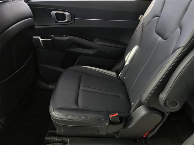 Certified 2025 Kia Sorento EX image 16