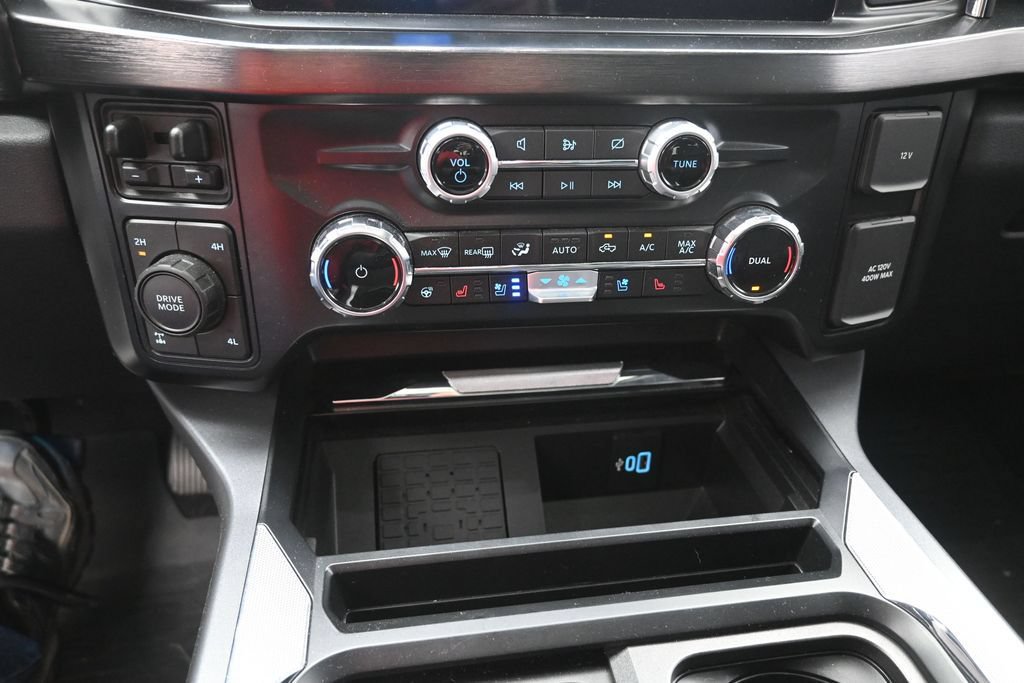 Used 2024 Ford F250 Lariat w/ Lariat Ultimate Package AWD/4WD image 9