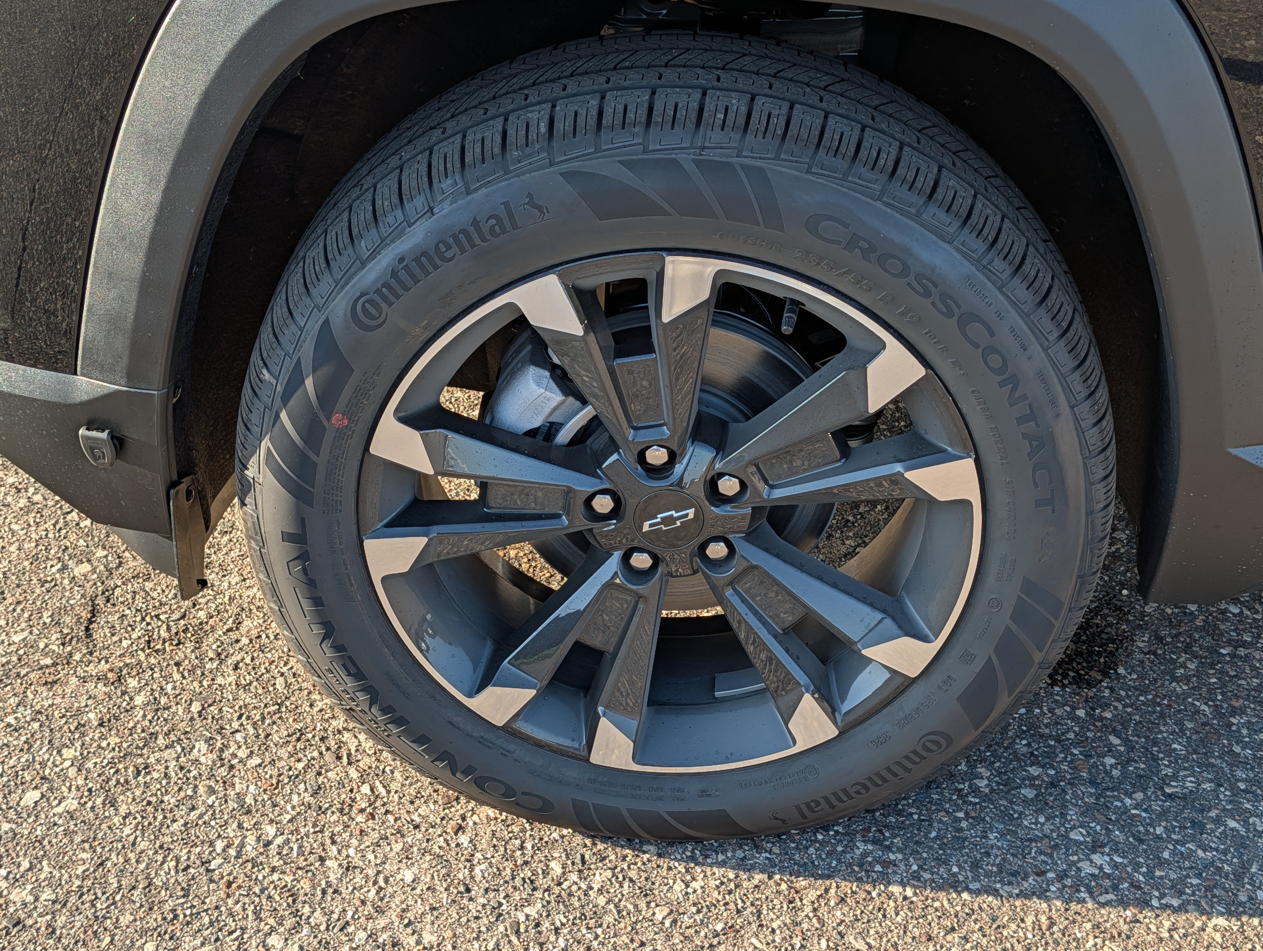 New 2027 Chevrolet Equinox RS w/ Safety and Technology Package AWD/4WD image 7