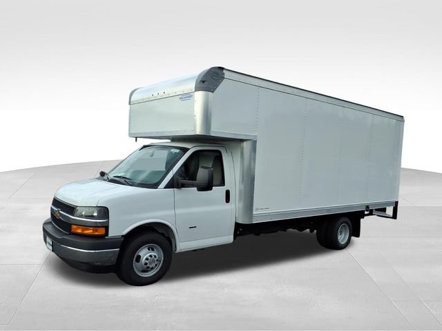 New 2026 Chevrolet Express 3500 w/ Power Convenience Package RWD image 4