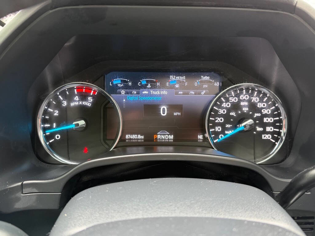 Used 2022 Ford F450 Platinum w/ FX4 Off-Road Package image 24