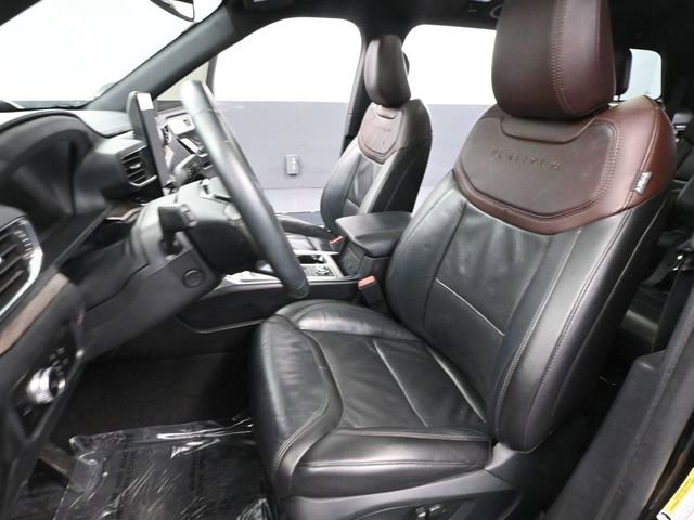 Used 2023 Ford Explorer Platinum w/ Technology Package image 24