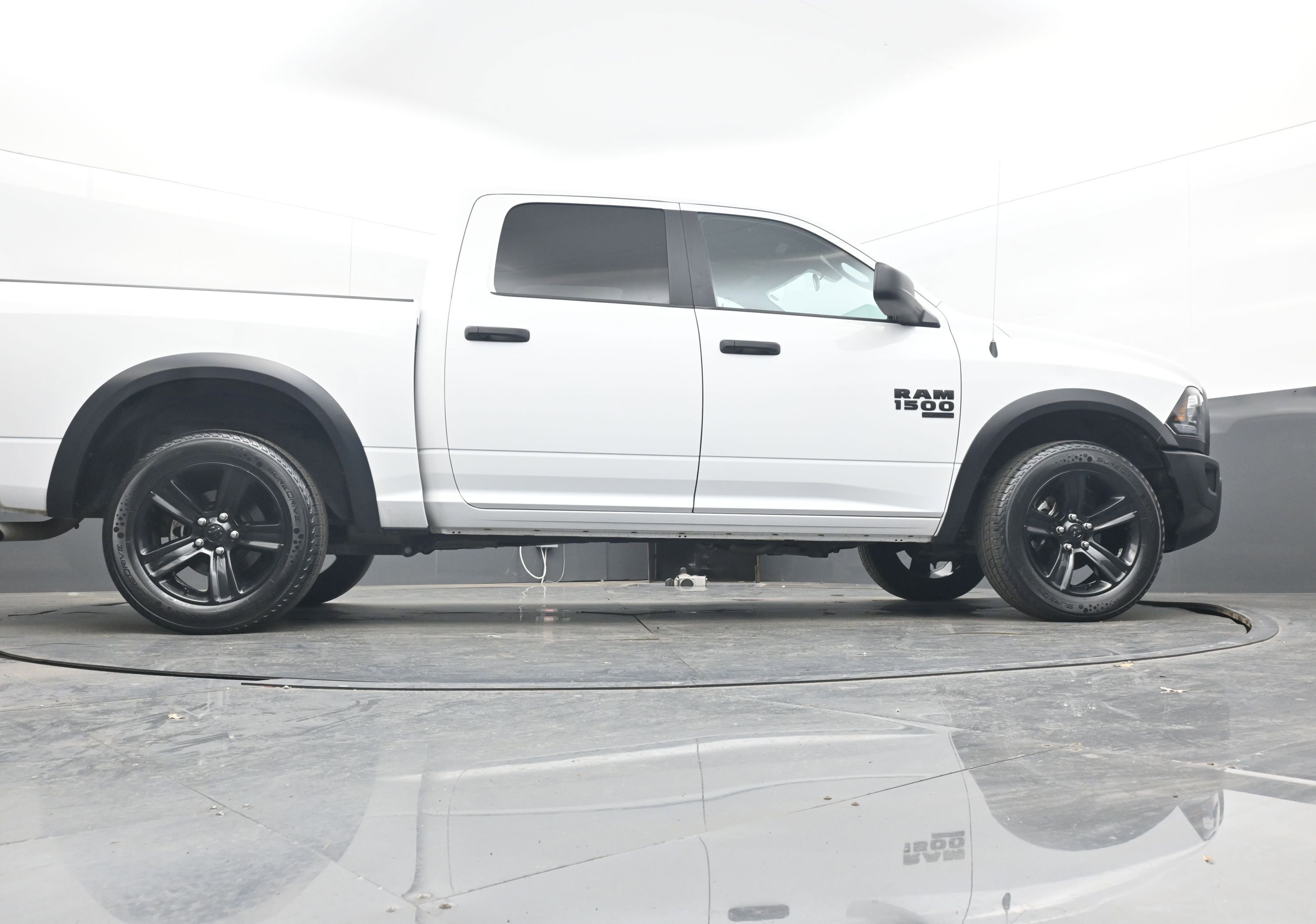 Used 2024 RAM 1500 Classic Warlock image 31