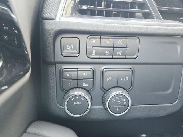 Used 2025 Chevrolet Tahoe RST w/ Comfort Package image 32