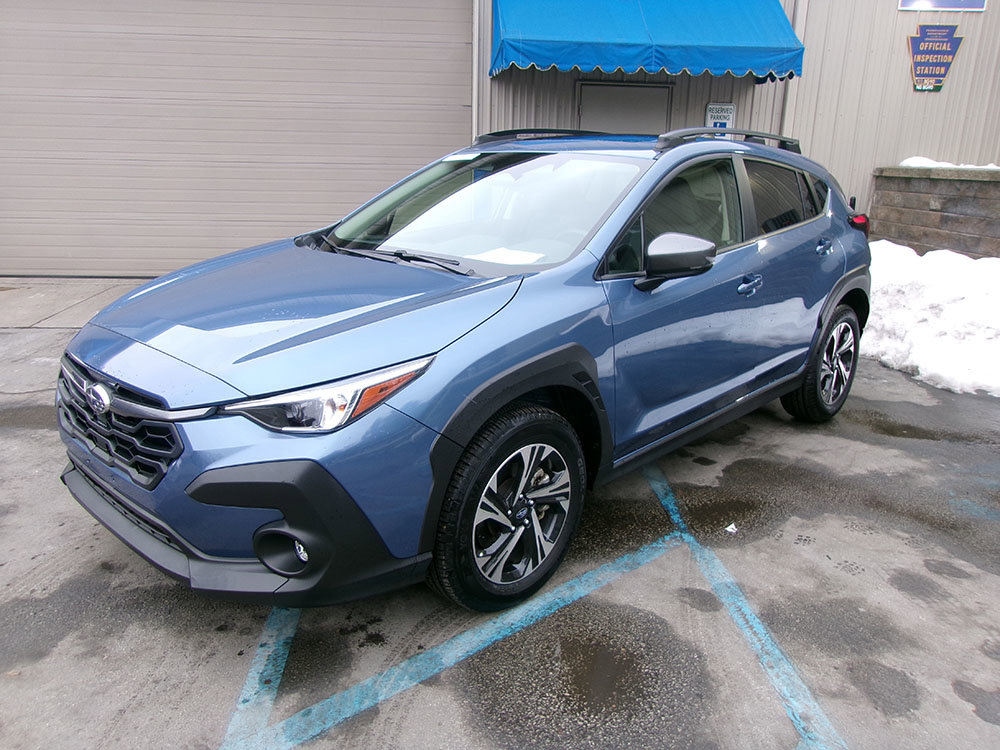 Used 2024 Subaru Crosstrek 2.0i Premium AWD/4WD image 1
