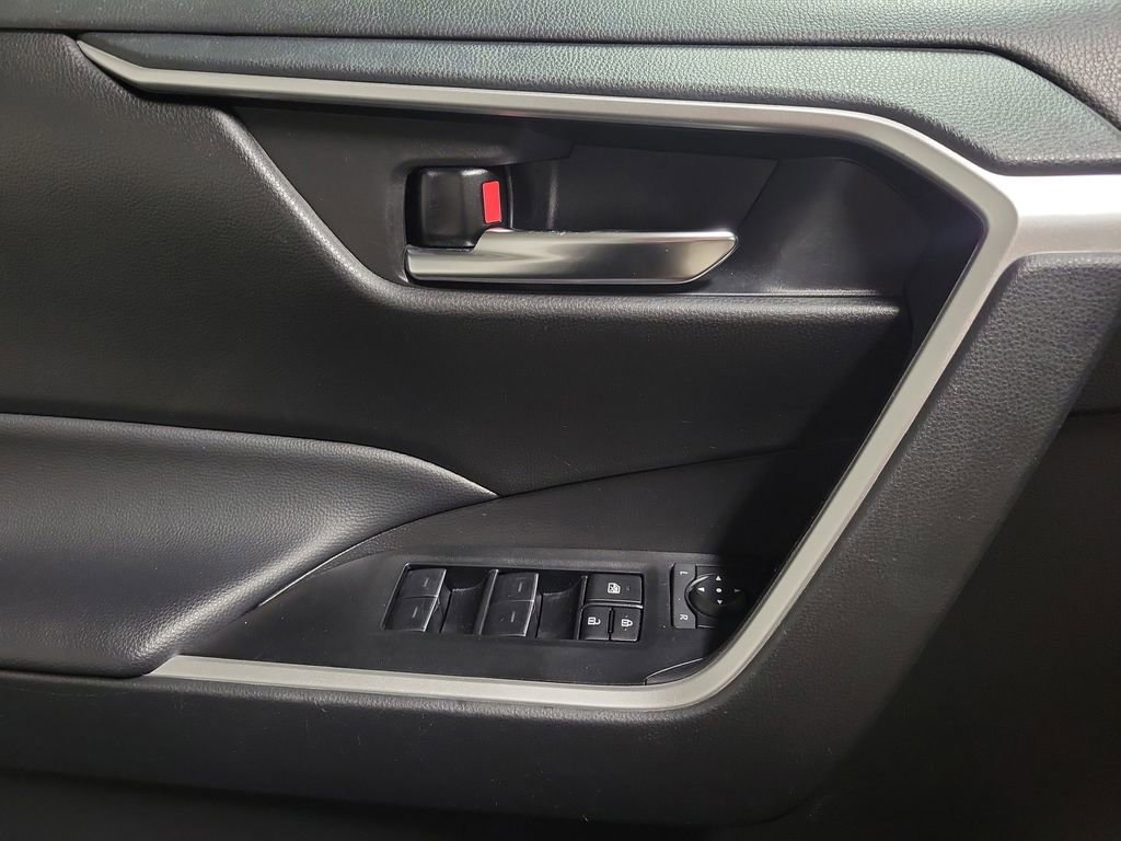 Used 2024 Toyota RAV4 XLE image 19