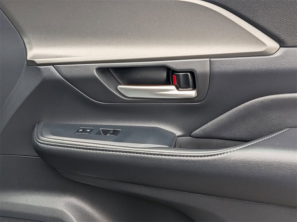 Used 2025 Toyota Grand Highlander AWD image 35